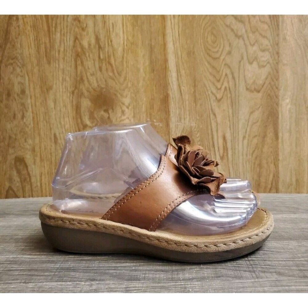 Clarks Flower Thong Wedge Sandals Womens Size 6.5 Brown